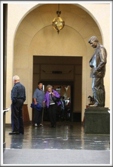 Will Rogers Museum Statue, Larry & Lucy Littman