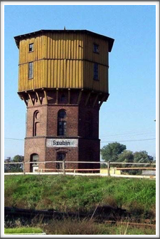 Station tower. By looking closely you can see “Szubin”, painted over the German renaming of the town, “Altburgund”
