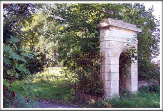 The entrance gate to the estate.